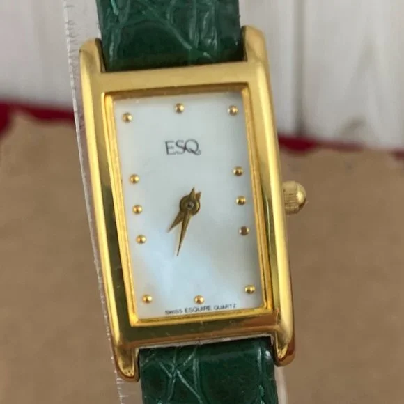 Vintage Gold Movado Esquire Small Swiss Tank Watch Green Strap - Picture 1 of 6